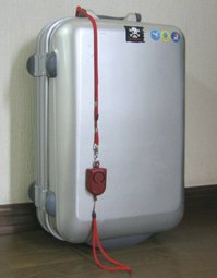 旅行用携帯火災警報器（写真）旅行鞄ステン製.JPG